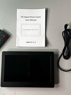 10.1” HD Digital Photo Frame Remote Adapter Manual Included